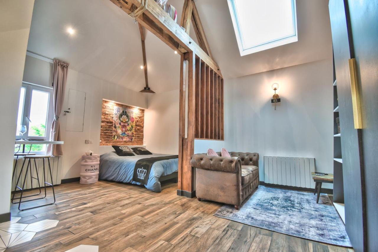 * Le Loft Des Mysteres * Apartment Maintenon Exterior foto