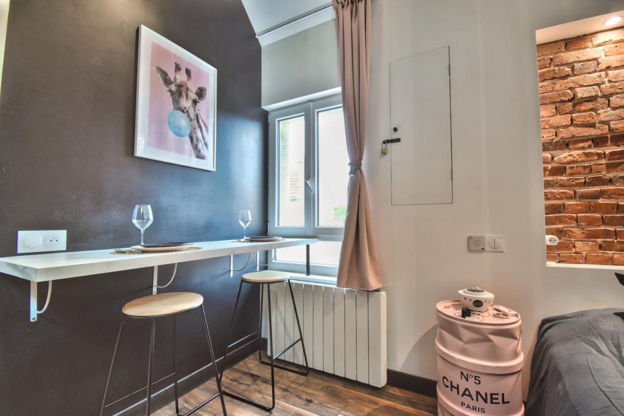 * Le Loft Des Mysteres * Apartment Maintenon Exterior foto
